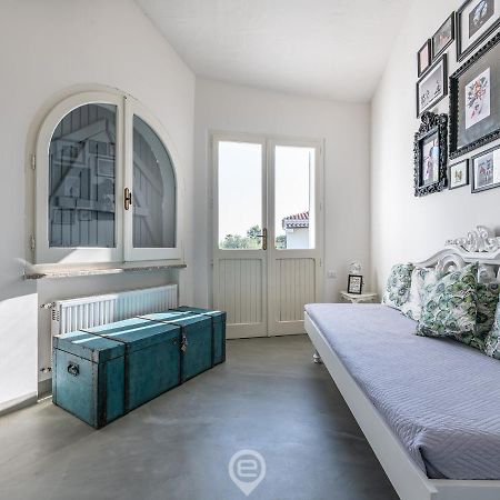 Villa Virago Porto Columbu - Perd'E Sali Extérieur photo